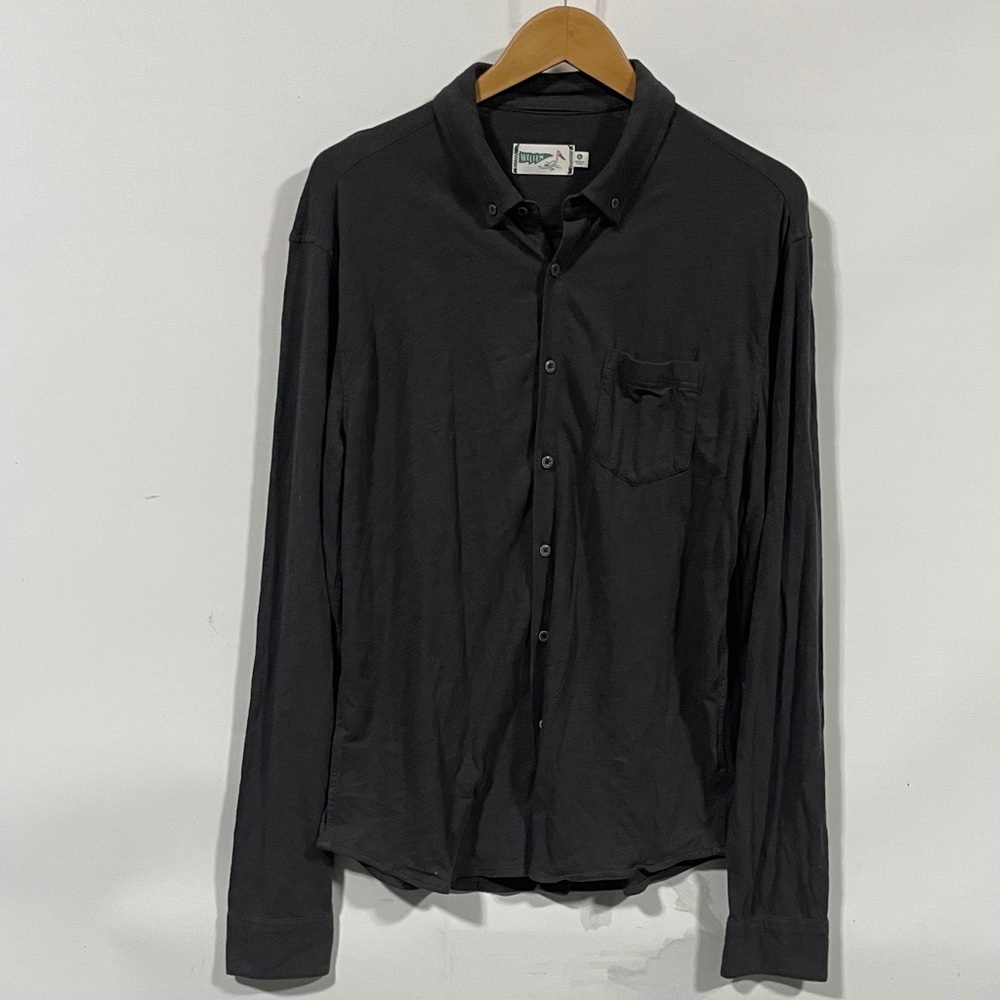 Wellen Men's Black Button-Up Shirt